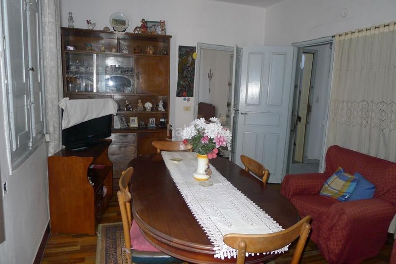 Foto ec2bb58e-d769-41e0-a8c8-b89c1c0af63b. Edificio  zona puente en San Rosendo Ourense