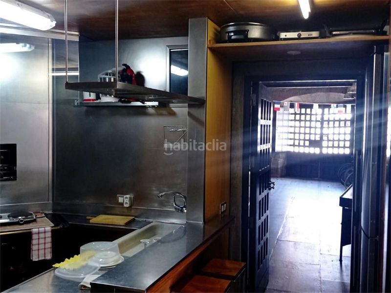 Foto ab9e14bc-8e15-4c8f-8a46-8e8774c96044. Pis a Leiro