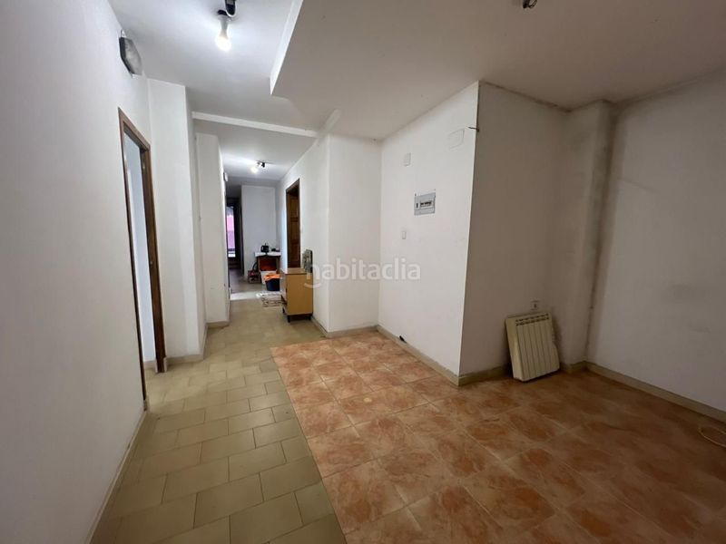 Foto b71f92ee-5670-4575-8b66-a7a8b750f449. Edifici a Carballiño (O)