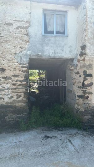 Foto 33bb016b-8f68-4452-9f17-451cbf938754. Casa a Larouco
