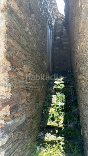 Foto 7d91fec4-b1d5-4274-82d5-8b258a177bb2. Casa a Larouco