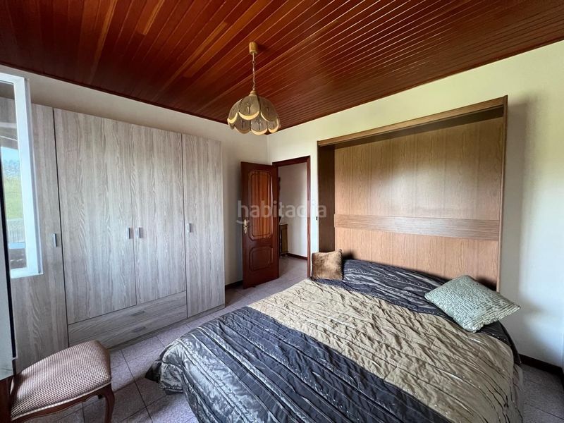 Foto 7468df7e-e474-4181-a879-453841c359ab. Casa amb calefacció aparcament piscina a Barrocanes Ourense