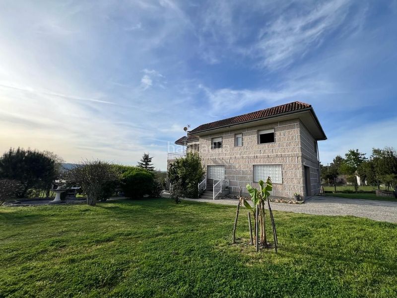 Foto 7bc790e8-2fad-4336-96c8-6d7ffebcd7b6. Casa amb calefacció aparcament piscina a Barrocanes Ourense