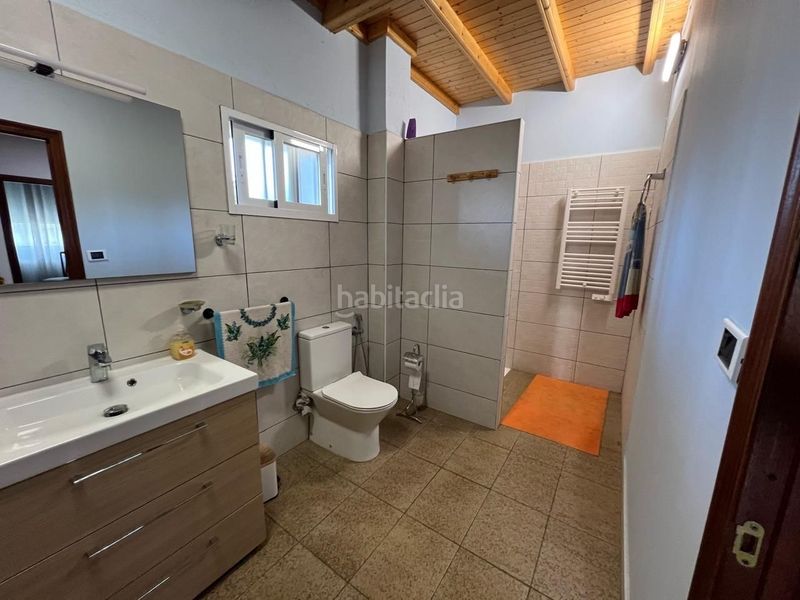 Foto b59ebd7b-7bd8-464b-877f-21a8549951a6. Casa amb calefacció aparcament piscina a Barrocanes Ourense