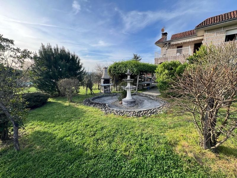 Foto c104675e-b98b-4939-b3d0-5c284ff6c0bd. Casa amb calefacció aparcament piscina a Barrocanes Ourense