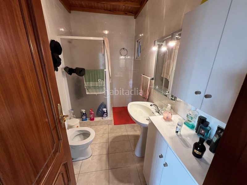 Foto d7359269-f7e7-47b2-9f56-8e1578208839. Casa amb calefacció aparcament piscina a Barrocanes Ourense