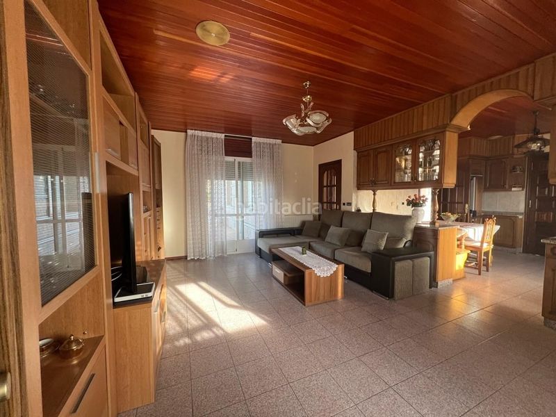 Foto e2b04d3b-2781-4882-94b1-8d9b18d14074. Casa amb calefacció aparcament piscina a Barrocanes Ourense