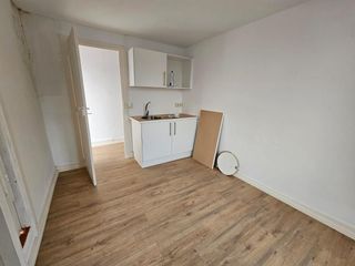 Studiowohnung in Ribadavia. Oportunidad!!! se vende edificio completo en el centro de ribada