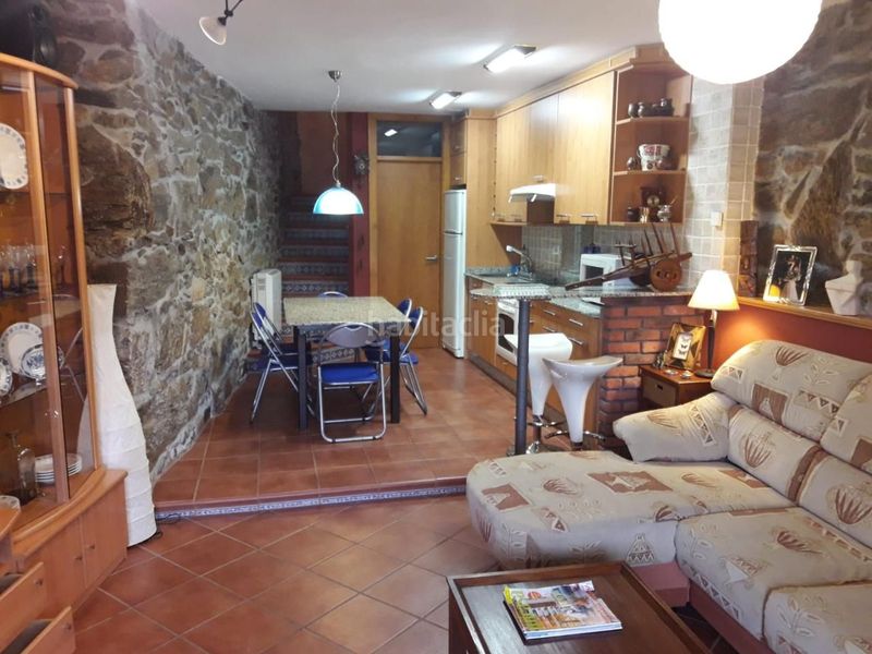 Foto 82b04322-b88a-4b3f-b88a-b3abe078be10. Casa a Ribadavia