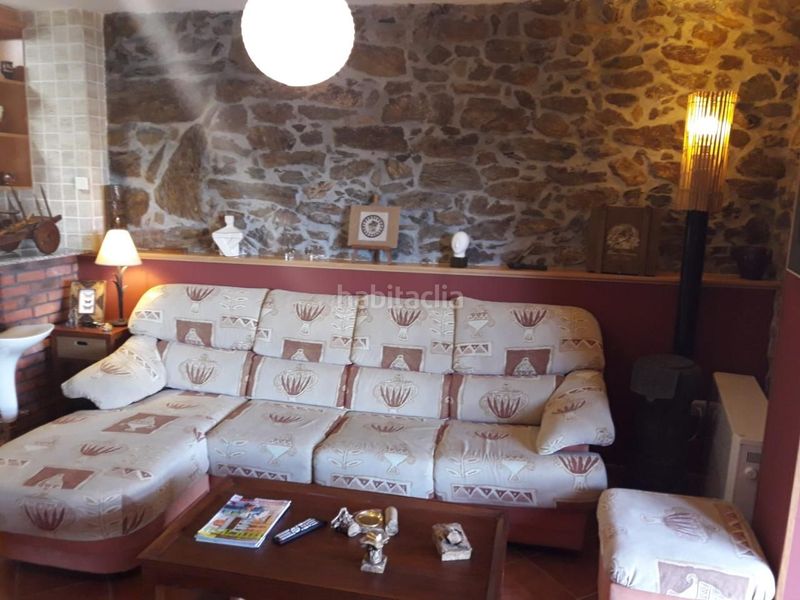 Foto ebecf015-9a34-49e1-bbdd-e72e78f8274c. Casa a Ribadavia