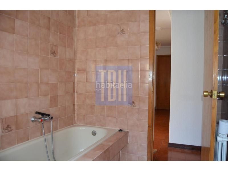 Foto d5e9f11c-d6ff-4b49-ad27-dbcf0cb79b21. Casa amb calefacció piscina a Ribadavia