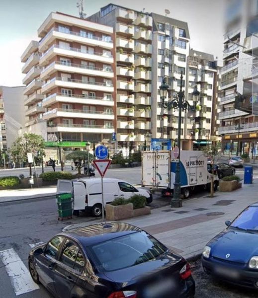 Foto 40adb3b3-c0b7-427a-8652-8352887fc727. Pis amb aparcament a Plaza España - Corte Inglés Vigo