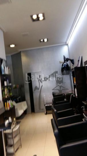 Foto c5fb45bd-3ff2-47b1-a121-a806941a4e85. Local comercial a Centro Ourense