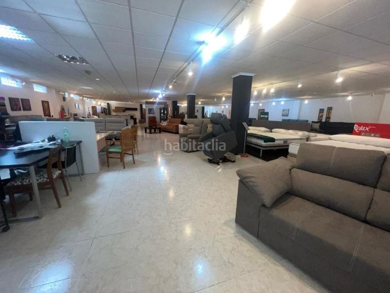 Foto 1fab0767-5f68-411c-b740-4074183e7bbb. Local comercial a Coles