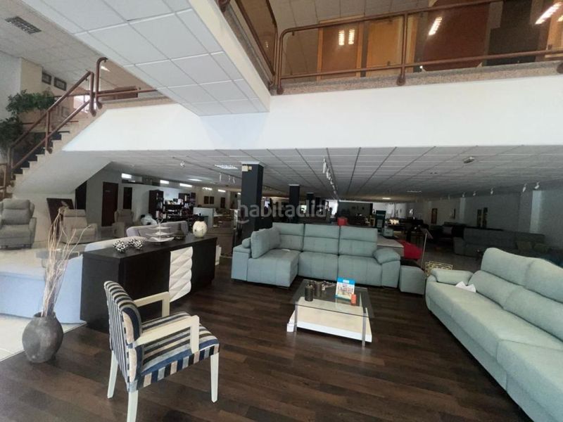 Foto 6db5d64a-937b-4eea-863d-39c183282f57. Local comercial a Coles