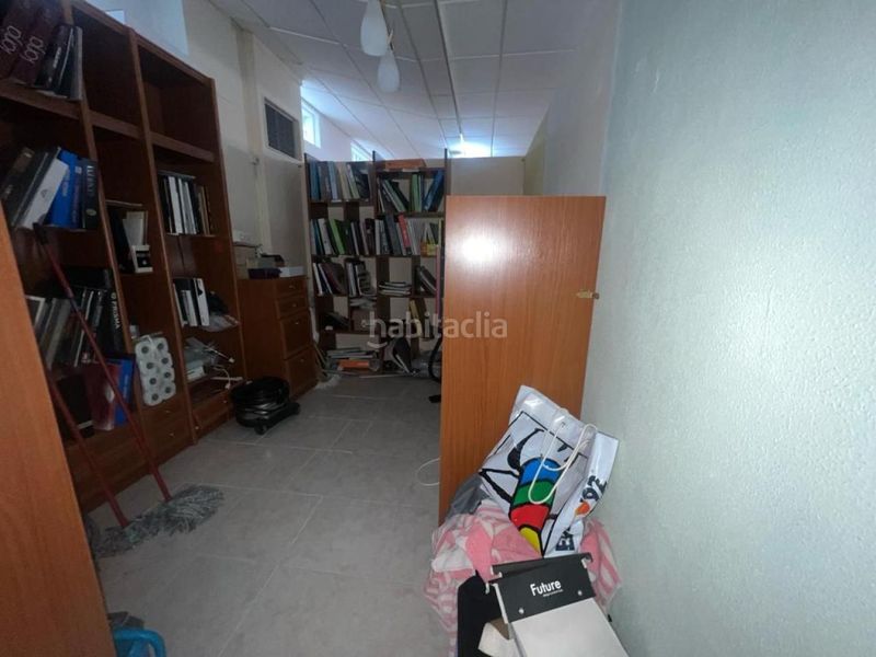 Foto ab59885e-f296-411b-b10e-796d733dd4bf. Local comercial a Coles