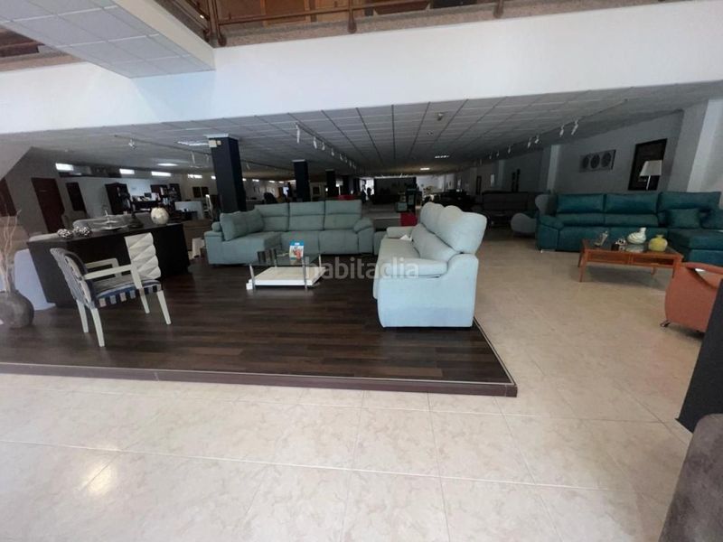 Foto d8d139f1-8485-41ee-9b05-34a095704c7f. Local comercial a Coles