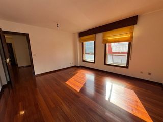 Rent Office space in Alfonso xiii 21. Potencial de vivienda!! oficina en venta o alquiler en el centro