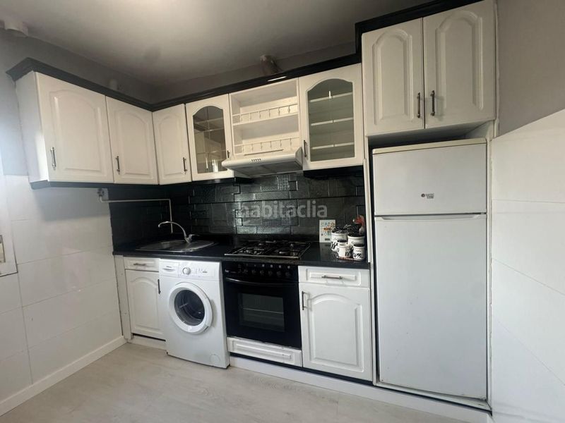 Foto 7d27abb5-b3b0-4b32-9b2b-b4ba0b9dfc3f. Piso edificio completo en venta en Universidad Ourense