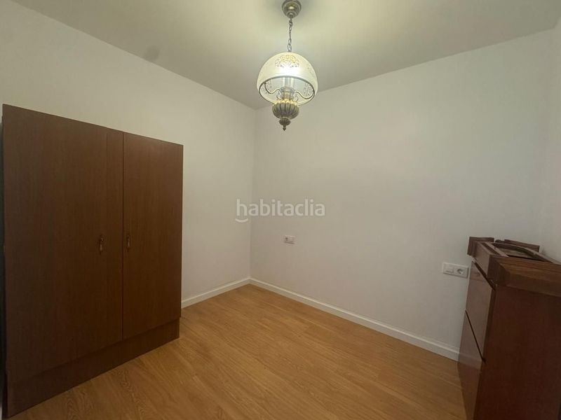 Foto a7e5ad2a-3f89-40b4-950e-ff608ec89696. Piso edificio completo en venta en Universidad Ourense