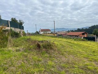 Terreno residenziale in Caeiro 21. !!tu futuro hogar en baiona!! terreno de 700m2 en venta en sabar