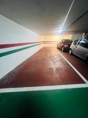 Affitto Posto auto in Centro. Alquiler plaza de garaje para 2 coches