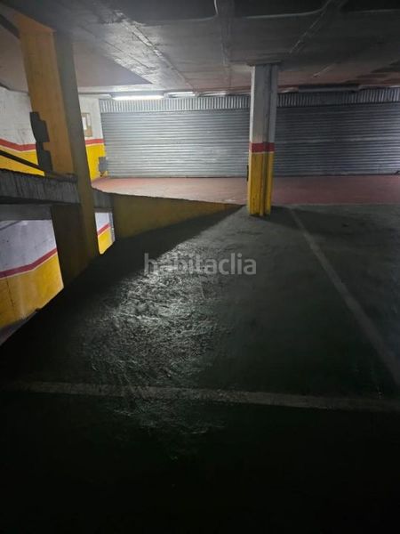 Foto 246e33ae-6e9a-4c6d-a2bc-e00c49563068. Aparcament cotxe a Centro Ourense