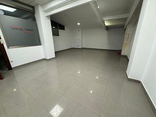 Miete Büro in Avenida camelias 80. Atencion emprendedores!! amplia oficina en alquiler en avenida c