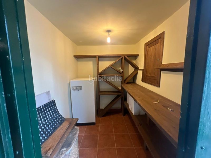 Foto a2d03a70-7930-426d-a81a-25a4da4f1926. Casa amb aparcament a Maside