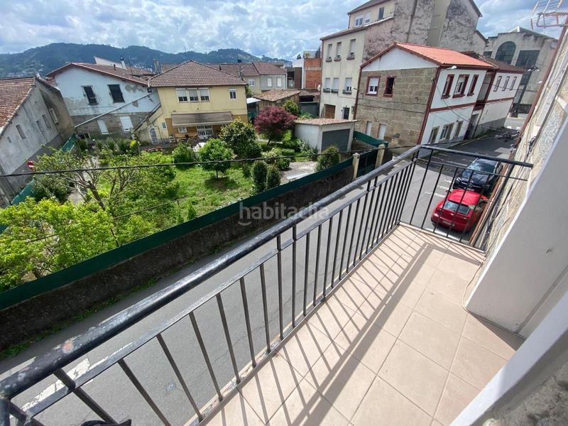 Foto 725895a8-2b2c-438d-bb5e-e3f7e4c8f166. Edificio in Ventiun Ourense