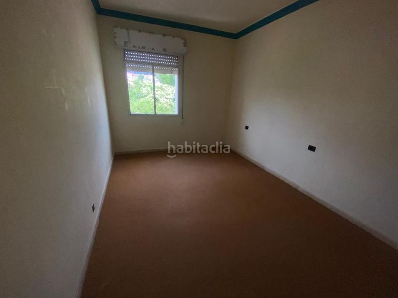 Foto c9b71c3d-177b-408d-b53f-15d02fa39db2. Edificio in Ventiun Ourense