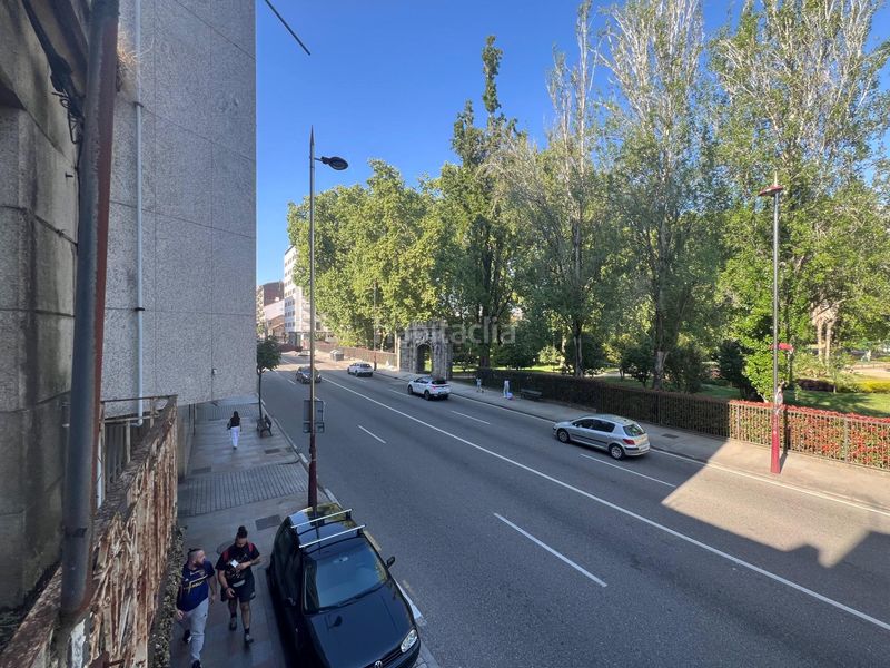 Foto b78135d1-2ffb-47c4-9862-1804fde3ff58. Casa adossada a Sardoma - Castrelos Vigo