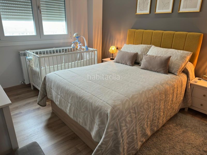 Foto 0c768bfd-f879-4c7b-a1d1-437b7c8c862e. Pis amb calefacció aparcament a As Lagoas Ourense