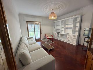 Affitto Appartamento in A Ponte. Amplio piso semireformado en el corazón de ourense  ideal para e