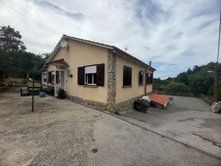 Maison à San Cibrao das Viñas. Oportunidad única casa en venta en san cibrao das viñas  169,000