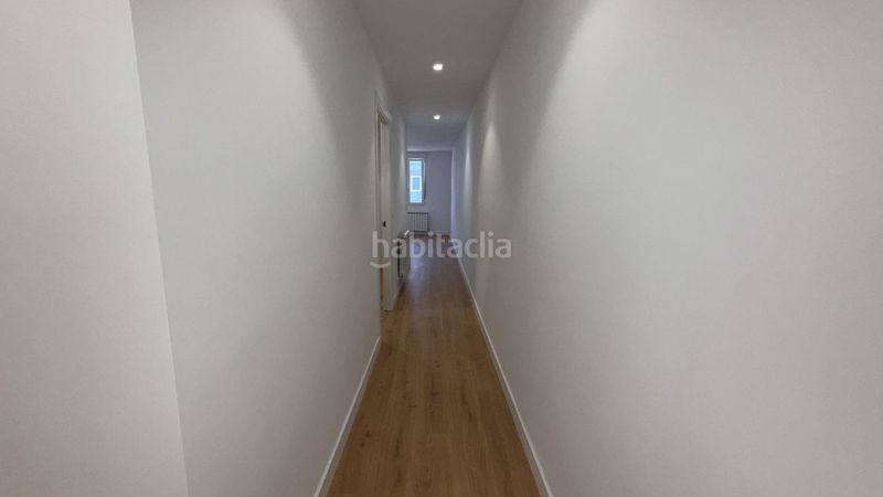 Foto 48ea487b-ec4a-45d7-80f4-6c25ceb30d5a. Pis a Universidad Ourense