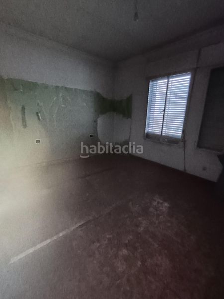 Foto a3718e20-bd6b-46ad-a9d5-a6f27433ad02. Edificio amplio edificio semireformado en posio, oportunidad única en Ourense