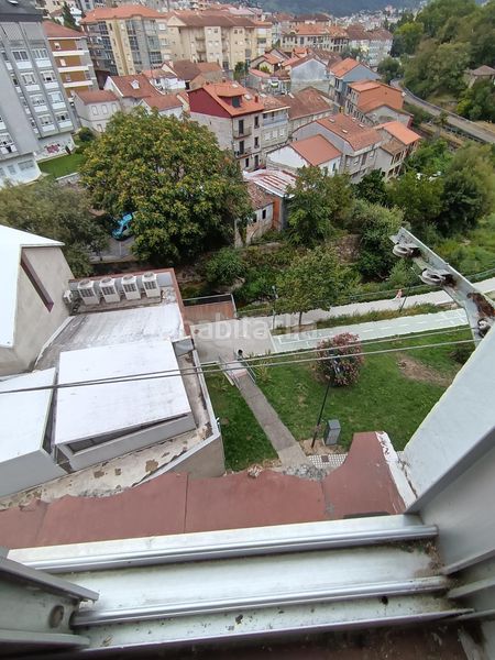 Foto ac85e71b-ec23-4d7f-b9b0-0fc49c1d55f6. Edificio amplio edificio semireformado en posio, oportunidad única en Ourense