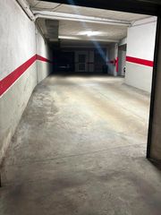 Parking coche en Universidad