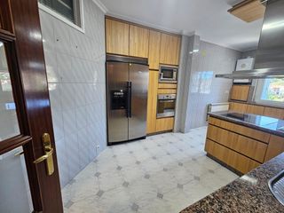 Miete Etagenwohnung in San Rosendo. Amplio y luminoso piso en el pino   las torres