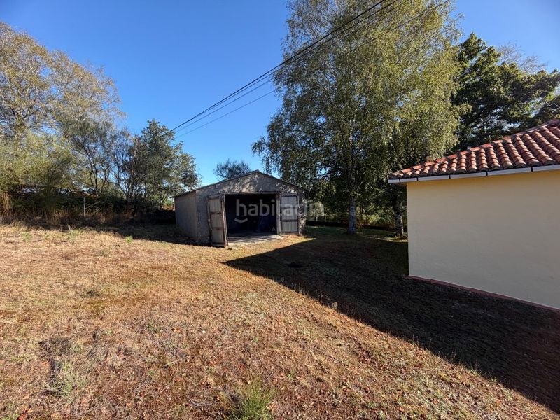 Foto 2a6a2b2e-bae3-4d3a-a983-a98906a3f80e. Country house with heating parking in Montederramo