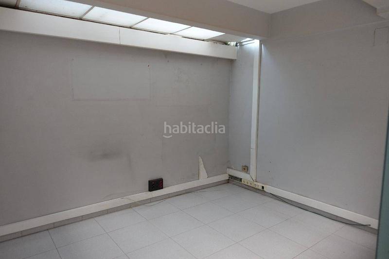 Foto 85ff46af-49de-4882-a185-8f6b9b608de3. Lloguer local comercial a Sabino Arana-Jesuitas Bilbao