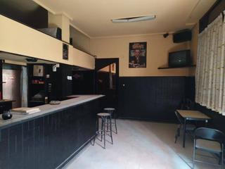 Local Comercial en Abadio. Local en venta en matiena
