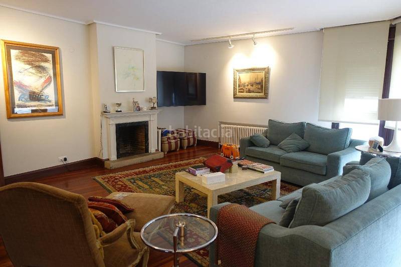 Foto 6219268b-c57e-47de-bed2-102f4d2fbe22. Flat with heating parking in Las Arenas Getxo