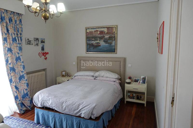 Foto a9245bdf-735a-46cf-9b5f-433ec8e32167. Flat with heating parking in Las Arenas Getxo