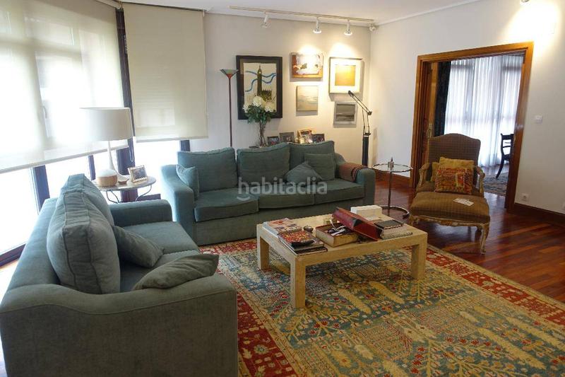 Foto b5a1b3a8-7f1e-46f2-a742-5d9cf938a0dc. Flat with heating parking in Las Arenas Getxo