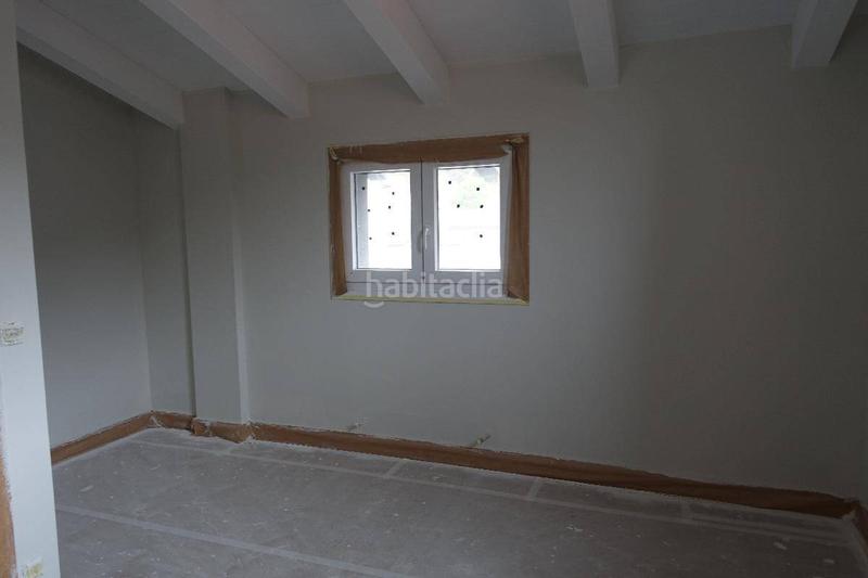 Foto 92cdbc53-d782-4abe-8b52-0e817f7e92d9. Piso venta de duplex con jardín en mioño en Mioño-Santullán Castro - Urdiales