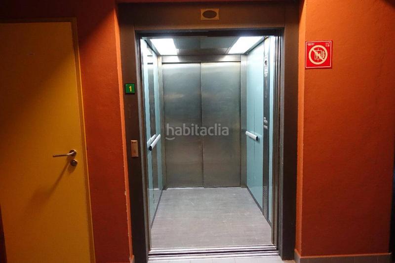 Foto 2e644099-5407-4e0f-8951-56d45365bdbf. Oficina a Erandio