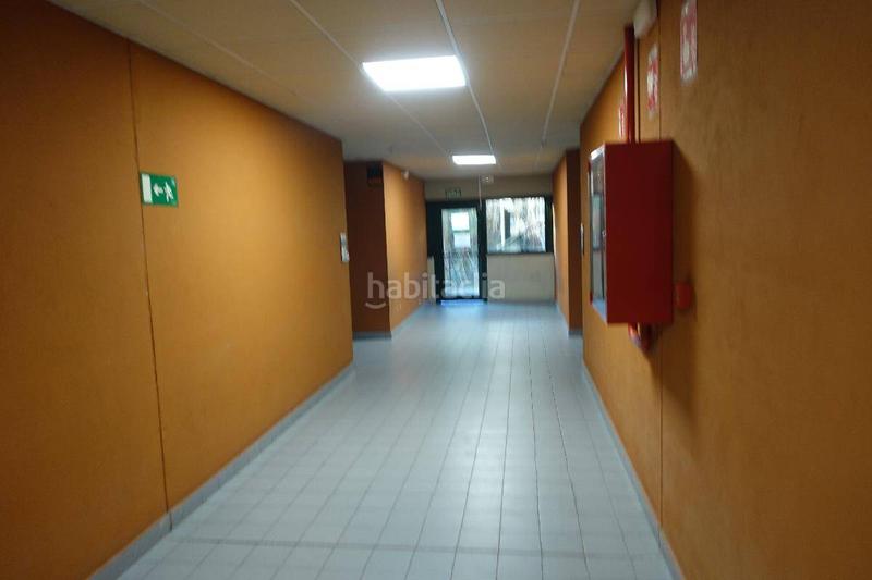 Foto d9c95ae5-fe52-4b99-a479-1a44f51bba1c. Oficina a Erandio