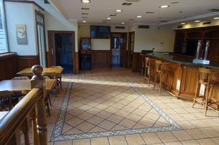 Location Local commercial à Artatza-Pinueta-Pinosolo. Bar restaurante en artaza. leioa